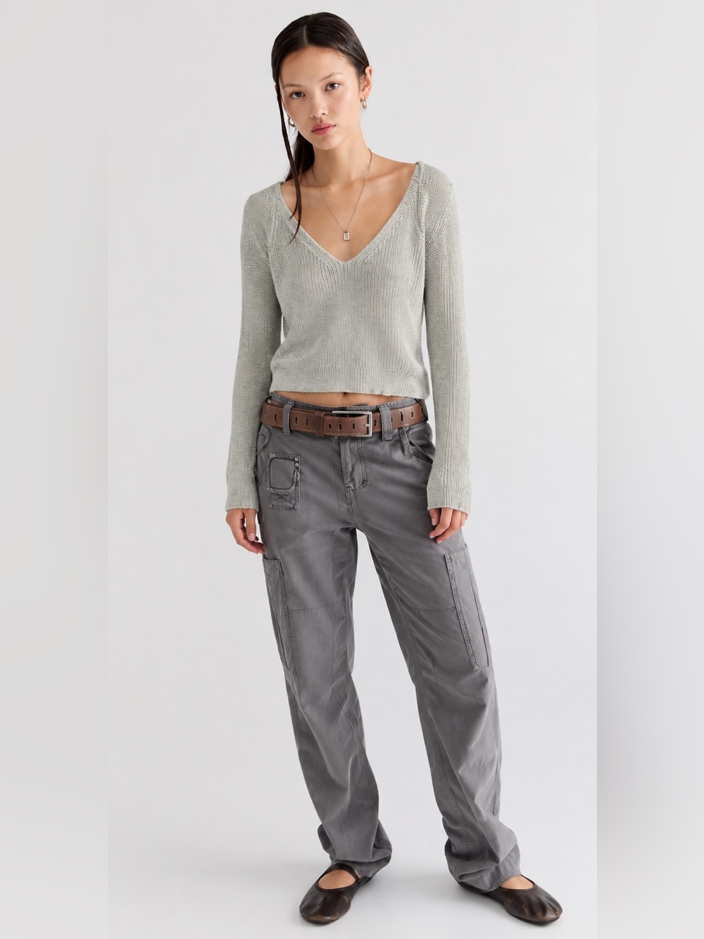 296. Garage Light Gray V-Neck Knit Sweater